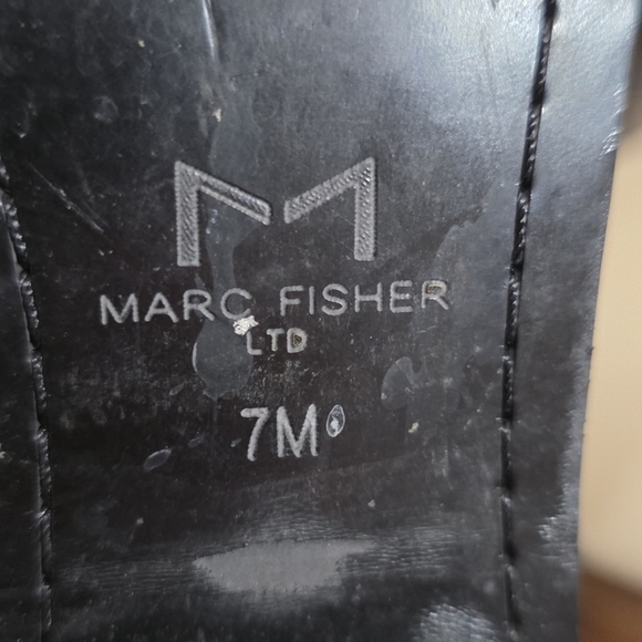 MARC FISHER BLACK LADIES LEATHER ANKLE BOOTS SIZE 7 - Picture 3 of 7